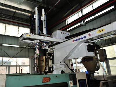 Brazo mecánico automático
